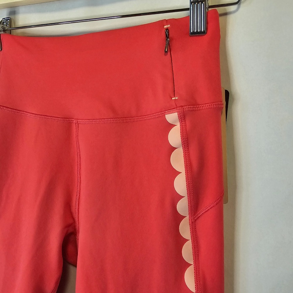 Calia Essential Scallop 7/8 Leggings Small Paradise Pink Coquette Activewear New - Picture 2 of 5